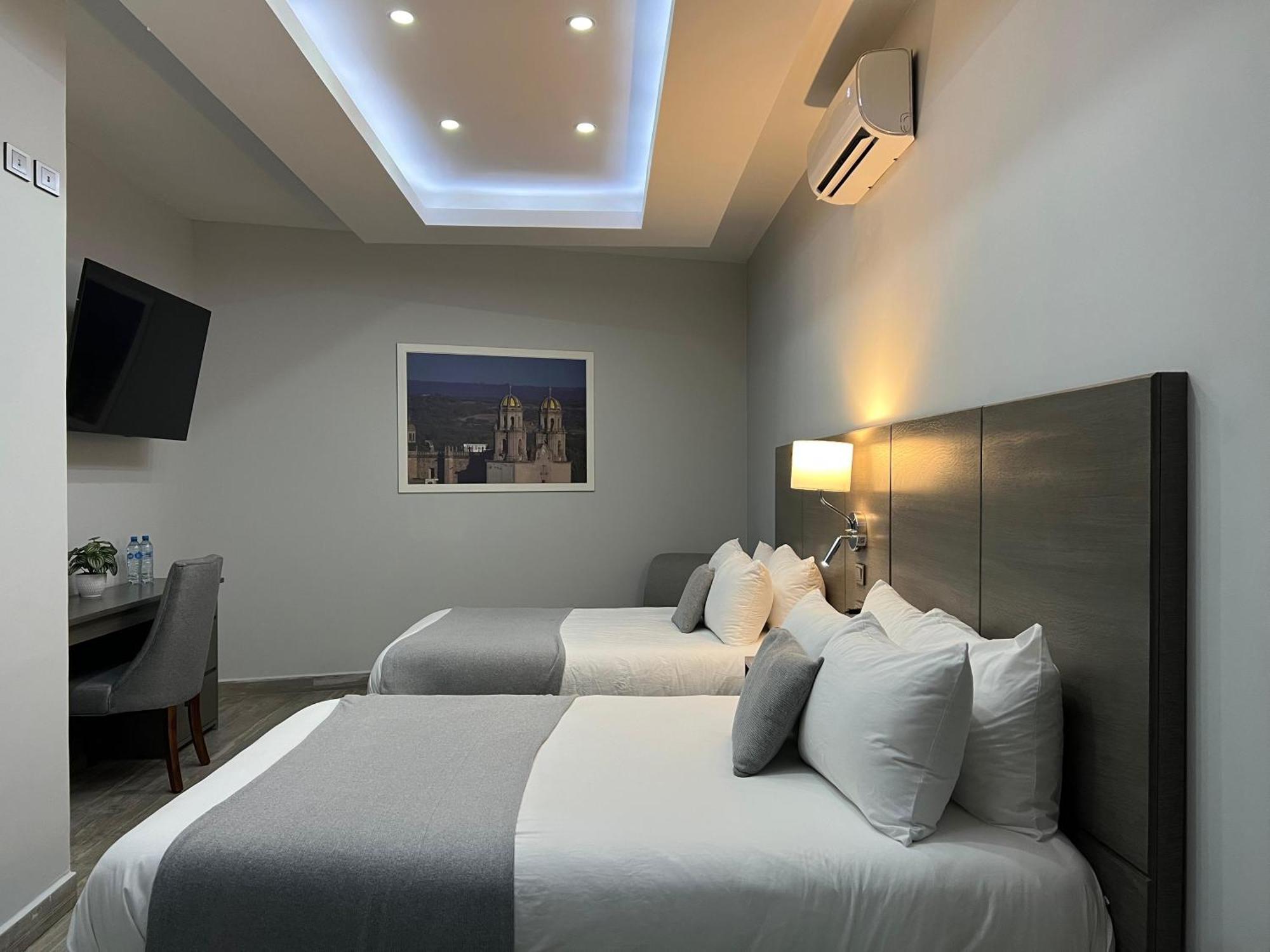 Hotel Gralta Jalostotitlan Extérieur photo